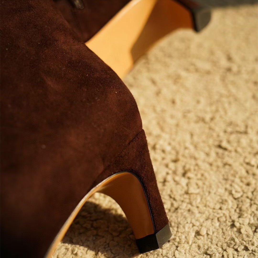  Boots 