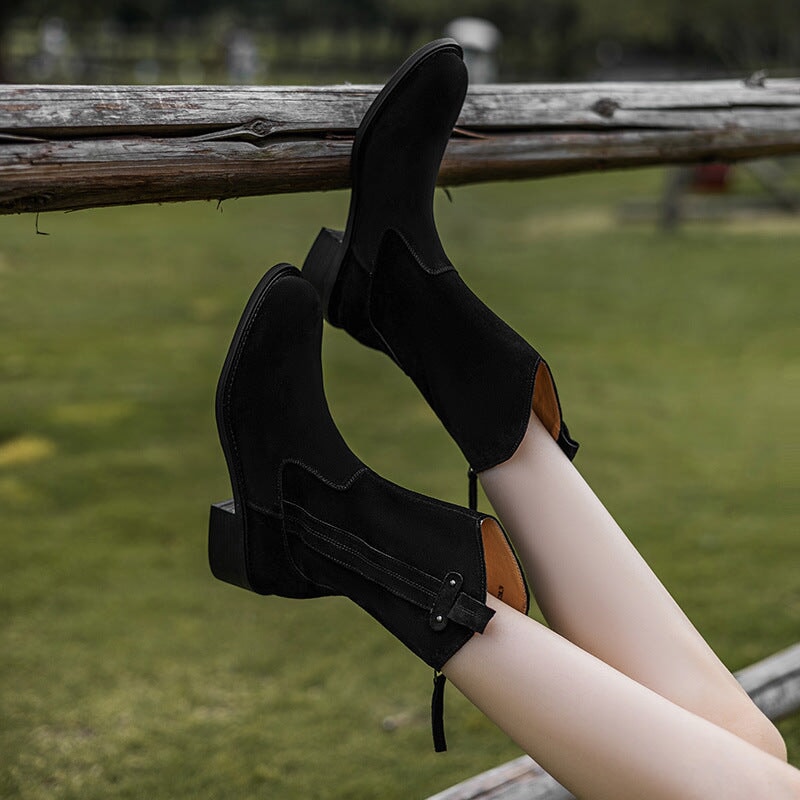 Boots 