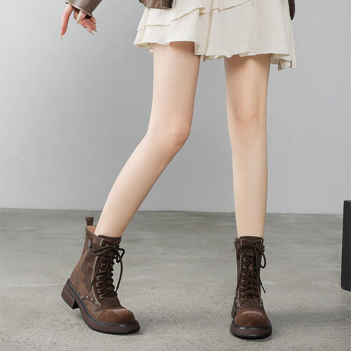  Boots 