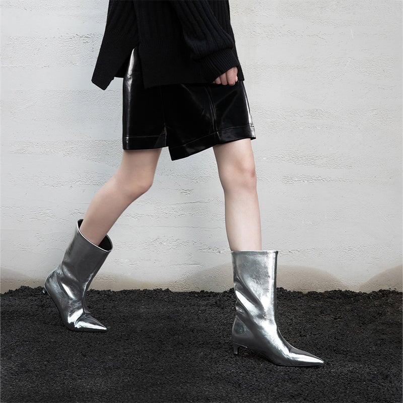  Boots 