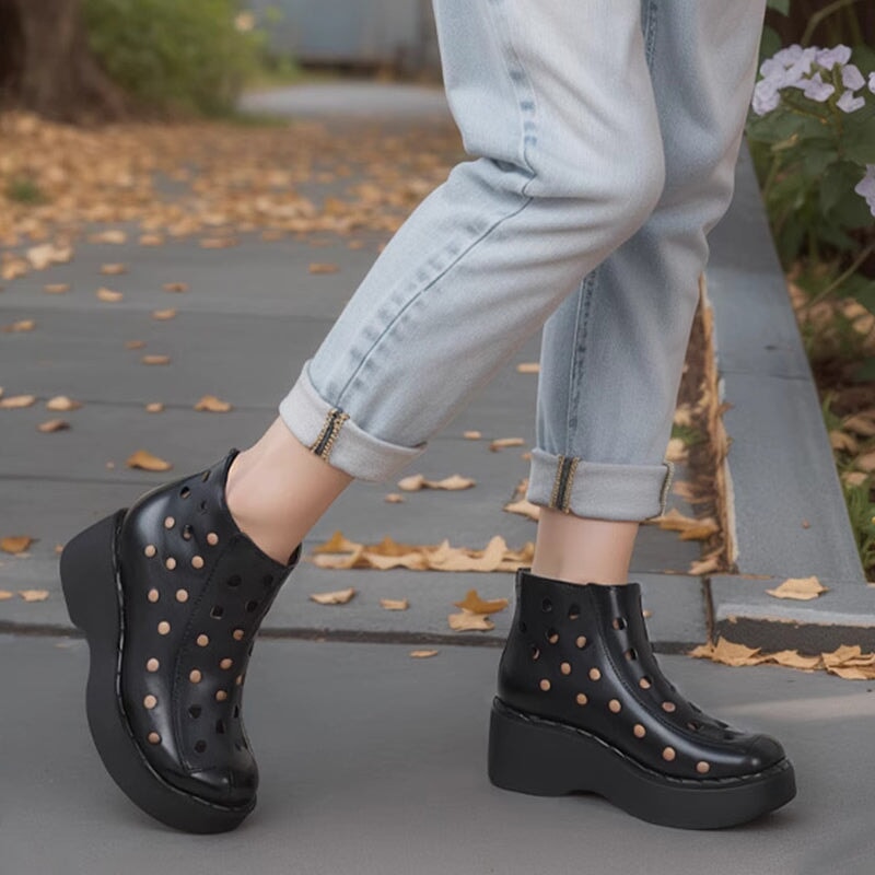  Boots 