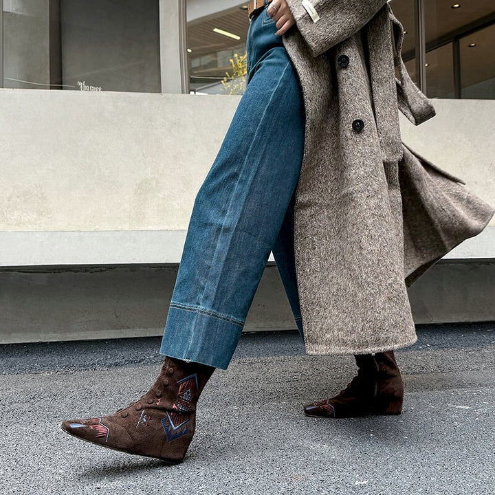  Boots 