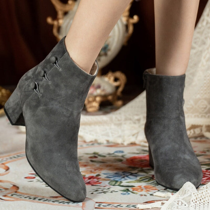  Boots 