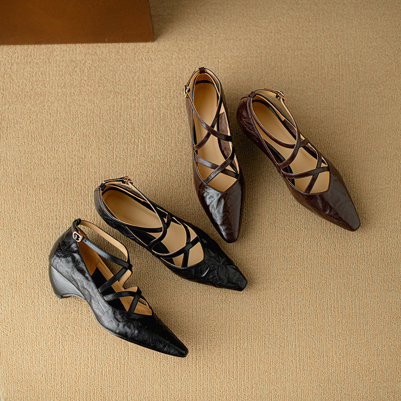 Chaussures Mary Jane à talon kitten et bout pointu vintage en cuir de mouton pour femmes en noir/marron