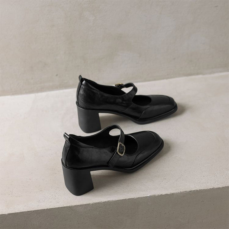 Vintage Classic Sheepskin Square-Toe Mary Jane Shoes in Black/Wine Red