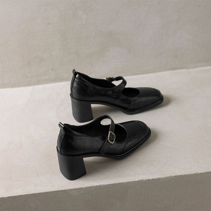 Vintage Classic Sheepskin Square-Toe Mary Jane Shoes in Black/Wine Red