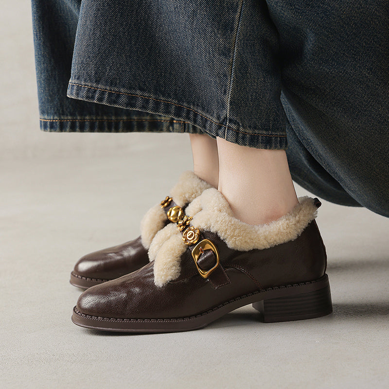 Chaussures Mary Jane en cuir de mouton shaggy à la mode avec boucle en métal en noir/marron