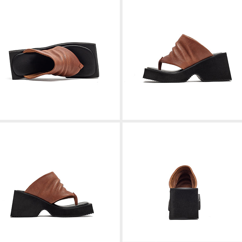 Sandales à plateforme en cuir de vache rétro, 80 mm, avec lanière entre les orteils pour femmes en noir/marron
