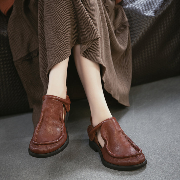 Chaussures Mary Jane en cuir pleine fleur rétro pour femmes avec bande velcro en noir/marron