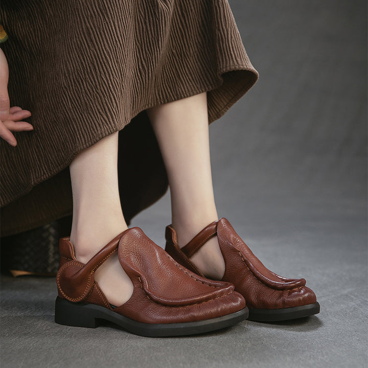 Chaussures Mary Jane en cuir pleine fleur rétro pour femmes avec bande velcro en noir/marron