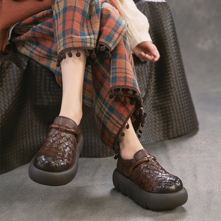 Mocassins tissés en cuir de vache faits à la main pour filles Mori avec velcro en noir/marron foncé/beige
