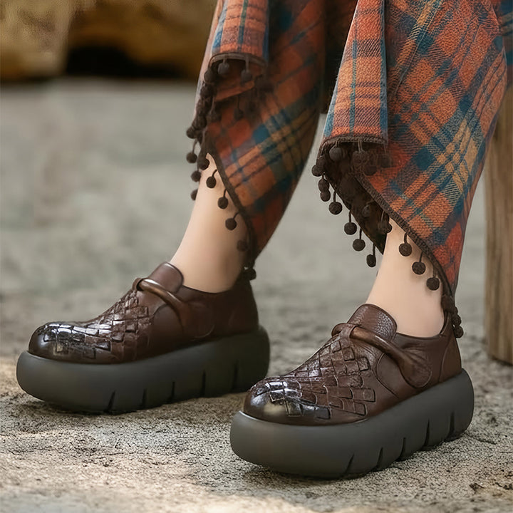Mocassins tissés en cuir de vache faits à la main pour filles Mori avec velcro en noir/marron foncé/beige