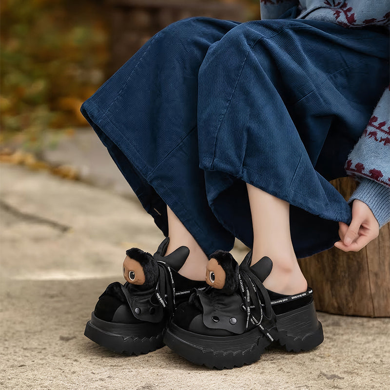 Mules à plateforme chunky de designer Y2K en cuir de poupée avec rivets de 80 mm en noir/café