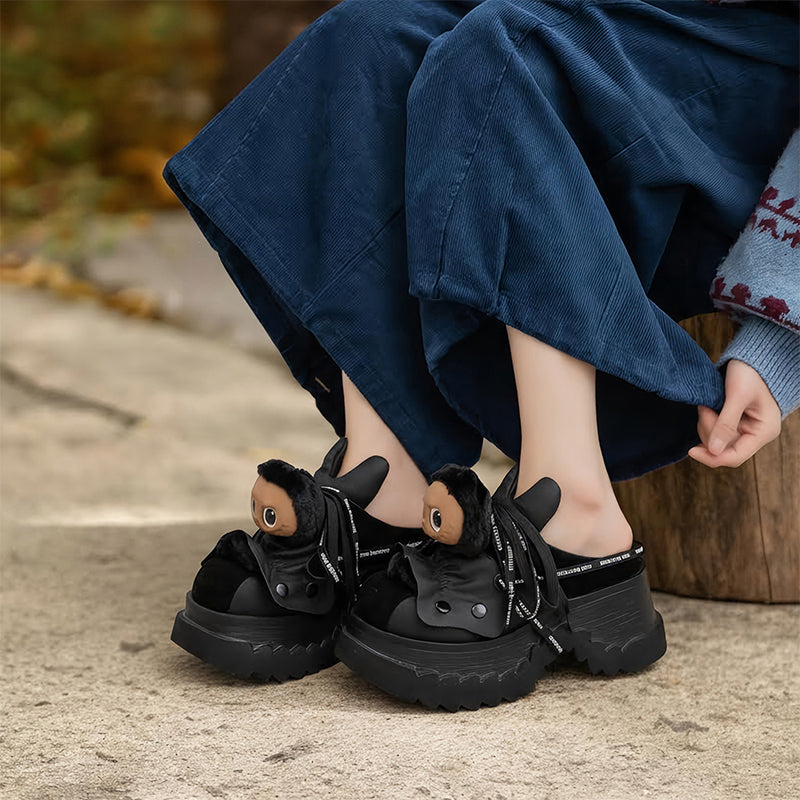 Mules à plateforme chunky de designer Y2K en cuir de poupée avec rivets de 80 mm en noir/café