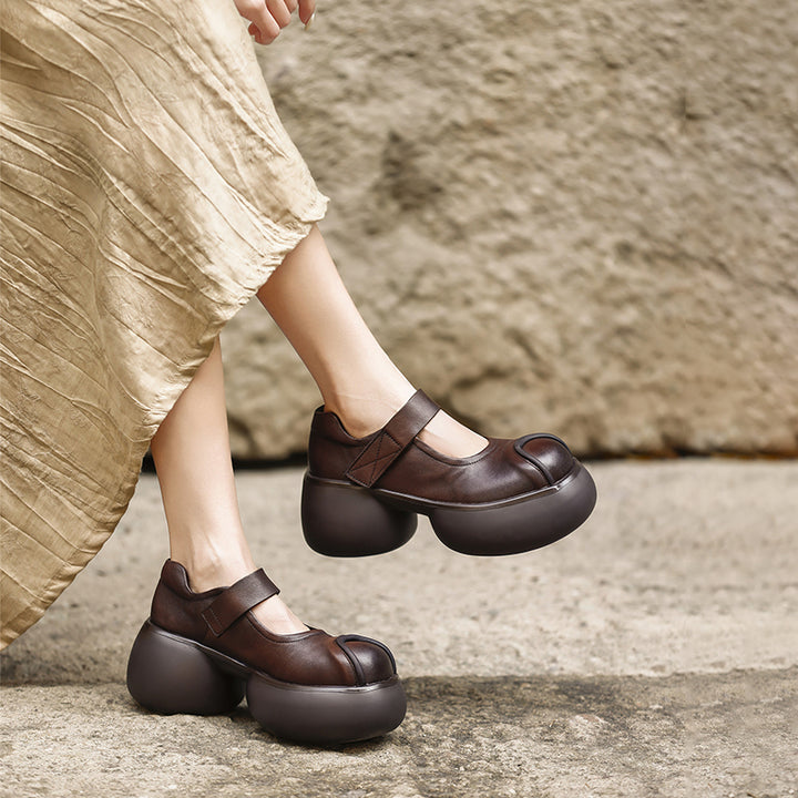 Escarpins Mary Jane à plateforme rétro en cuir chunky avec bande velcro pour femmes en noir/café
