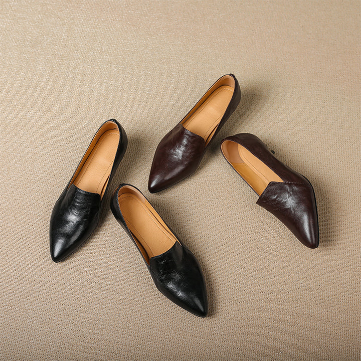Escarpins à talon kitten pointu en cuir de mouton, chaussures de bureau à enfiler en noir/marron