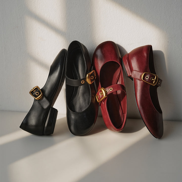 Chaussures Mary Jane à boucle en cuir de vachette faites à la main en noir/rouge vin