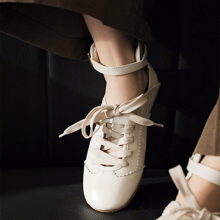 Ballerines Mary Jane style entraîneur allemand rétro, chaussures en cuir à bride de cheville en marron/beige/rouge