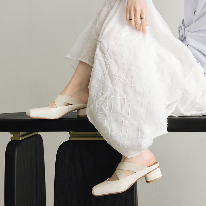 Mules à bout carré Balletcore, sandales à talon bloc en cuir de mouton croisées en argent/beige/noir