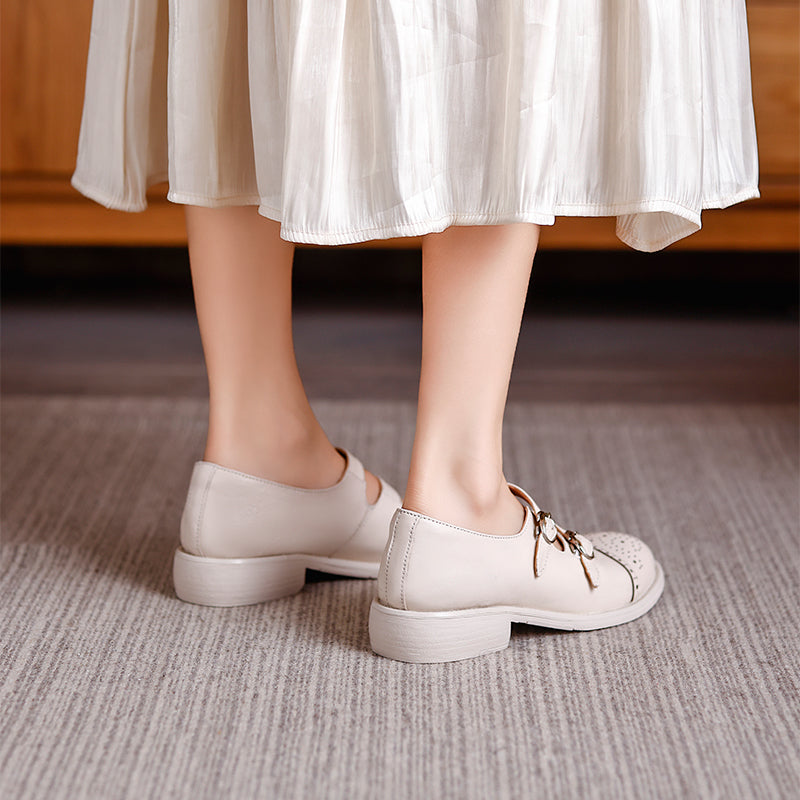 Brogues Mary Jane vintage à double bride, chaussures en cuir style académique faites à la main en beige/noir