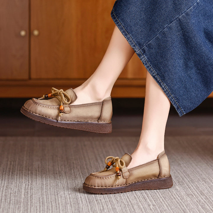 Vintage Mori Girl Leather Loafers Lace-Up Casual Flats for Women in Khaki/Light Grey