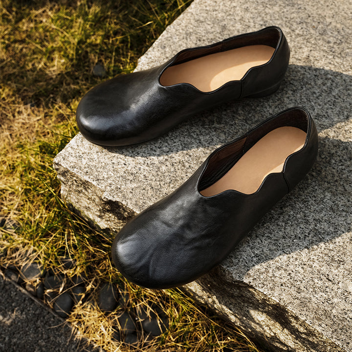 Vintage Handmade Horse Leather Loafers for Women Scalloped Edge Slip-On Flats in Black/Dark Brown