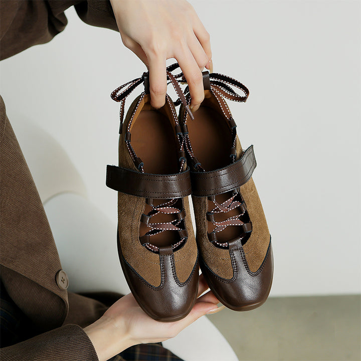 Baskets Mary Jane de designer pour femmes, chaussures en cuir découpées à Velcro rétro en noir/marron