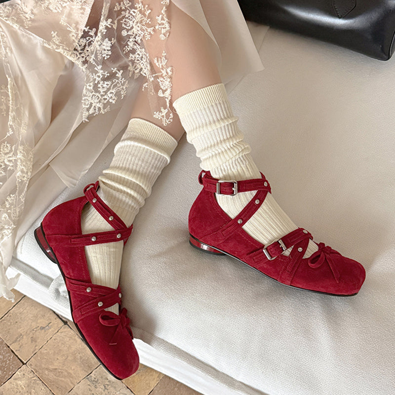 Ballerines Mary Jane à plusieurs sangles cloutées en cuir style ballet pour femmes en rouge/marron/noir