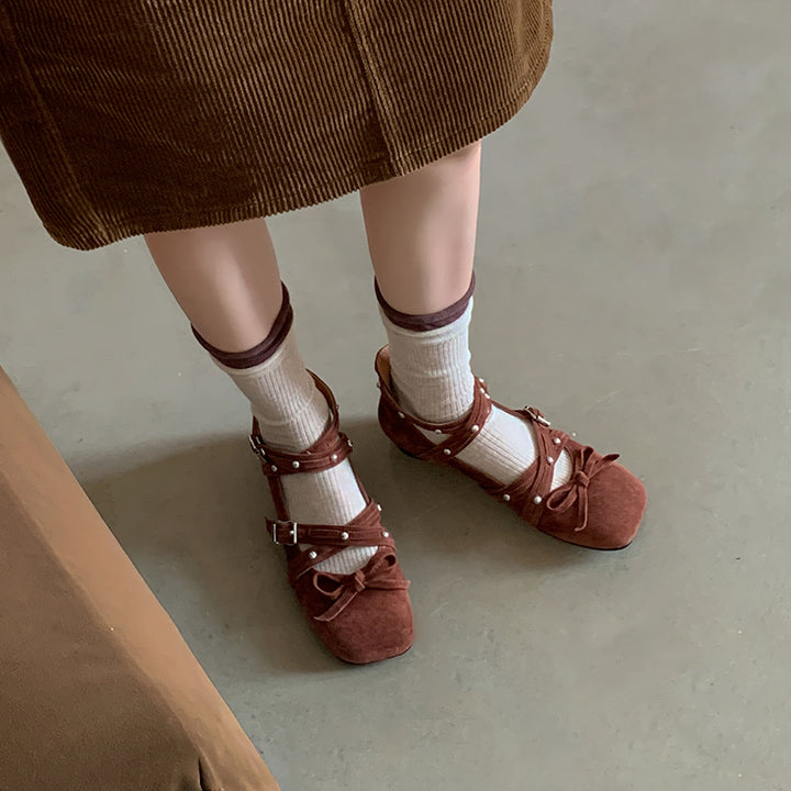Ballerines Mary Jane à plusieurs sangles cloutées en cuir style ballet pour femmes en rouge/marron/noir