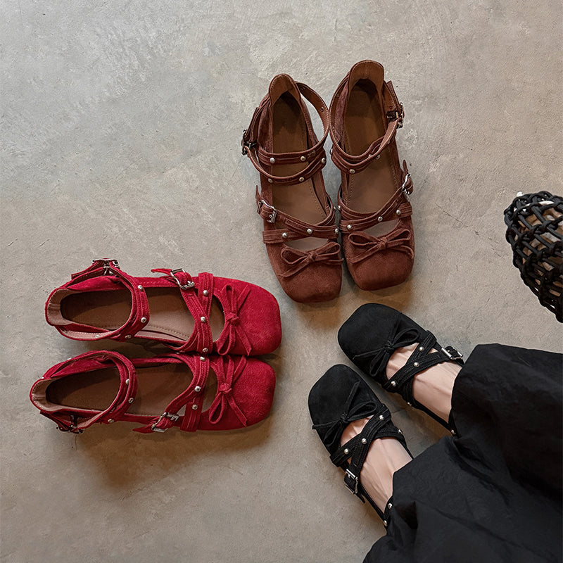 Ballerines Mary Jane à plusieurs sangles cloutées en cuir style ballet pour femmes en rouge/marron/noir