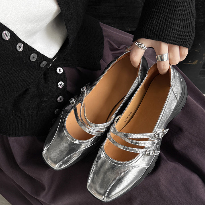 Chaussures Mary Jane à triple sangle en cuir de vache souple pour femmes en argent/beige