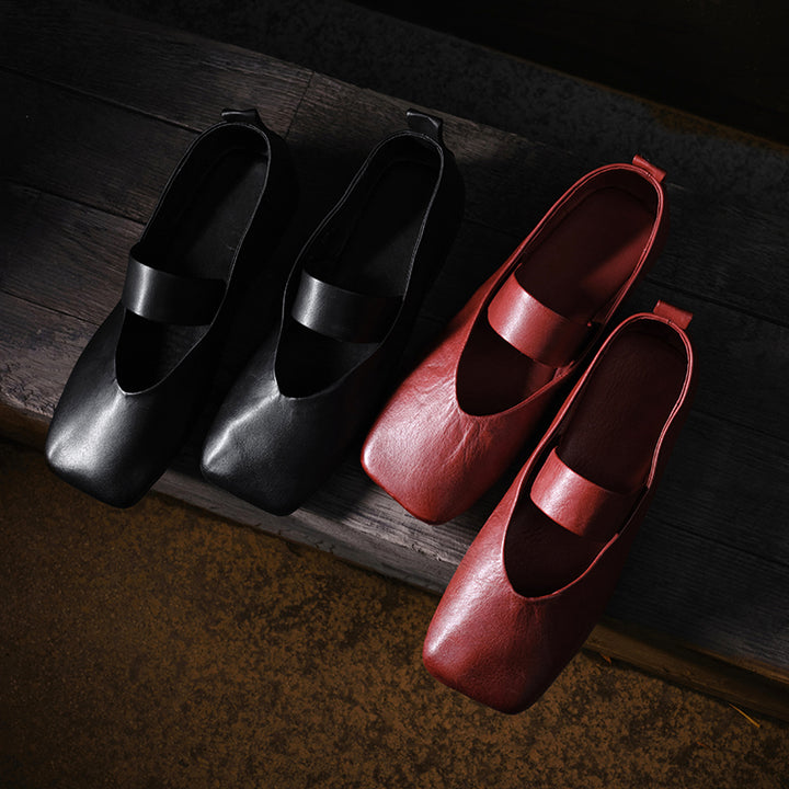 Ballerines Mary Jane en cuir de cheval fait main à bout carré minimaliste en noir/rouge