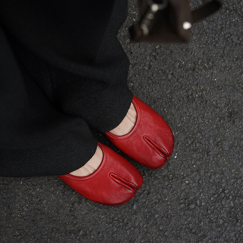 Ballerines Mary Jane en cuir de cheval lavé à bout fendu Tabi fait main en noir/rouge/marron/abricot