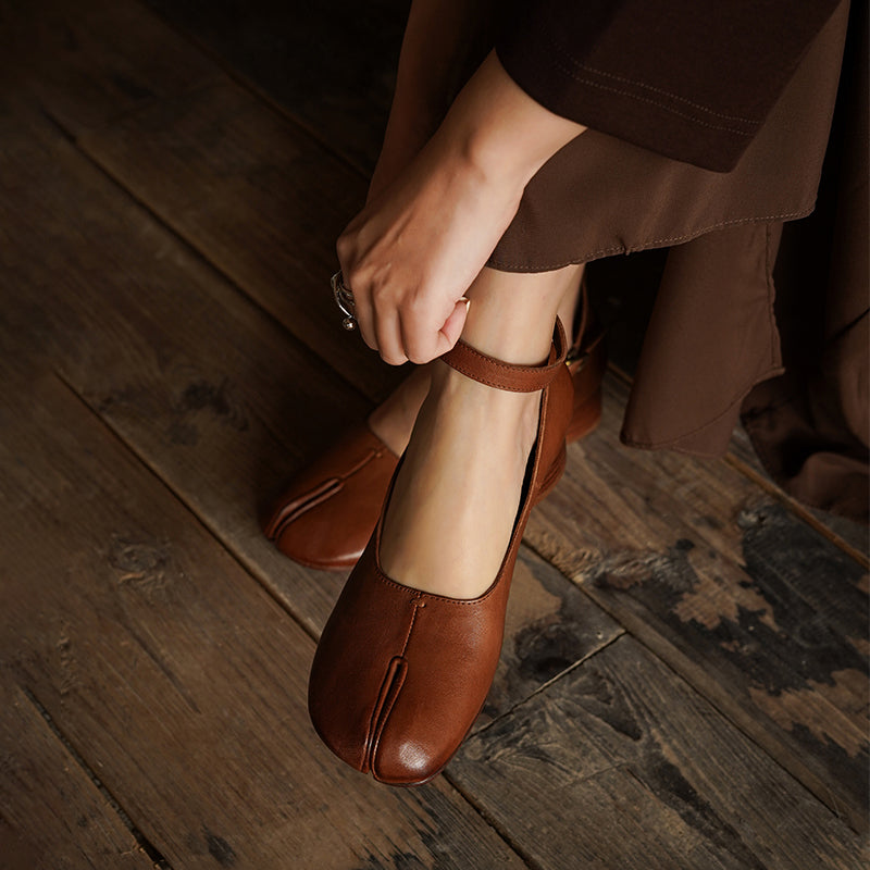 Chaussures Mary Jane en cuir de cheval lavé à bout fendu Tabi pour femmes en noir/rouge/marron/abricot