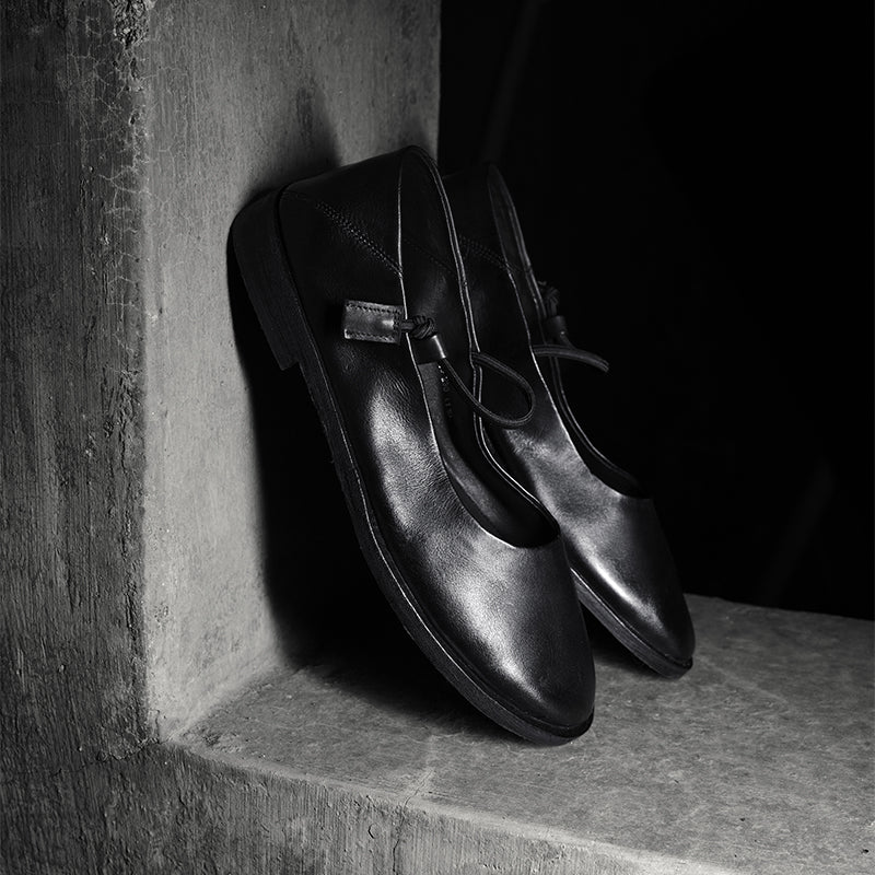 Ballerines Mary Jane minimalistes en cuir de cheval fait main pour femmes en noir/marron