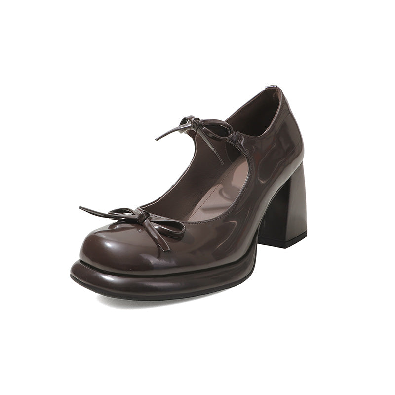 Pompes Mary Jane chunky de 75 mm en cuir de vache avec nœud dans le style Y2K en marron/noir