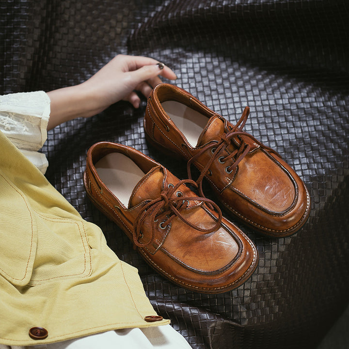 Chaussures bateau vintage style britannique en cuir de cheval fait main à lacets pour le quotidien en noir/ambre