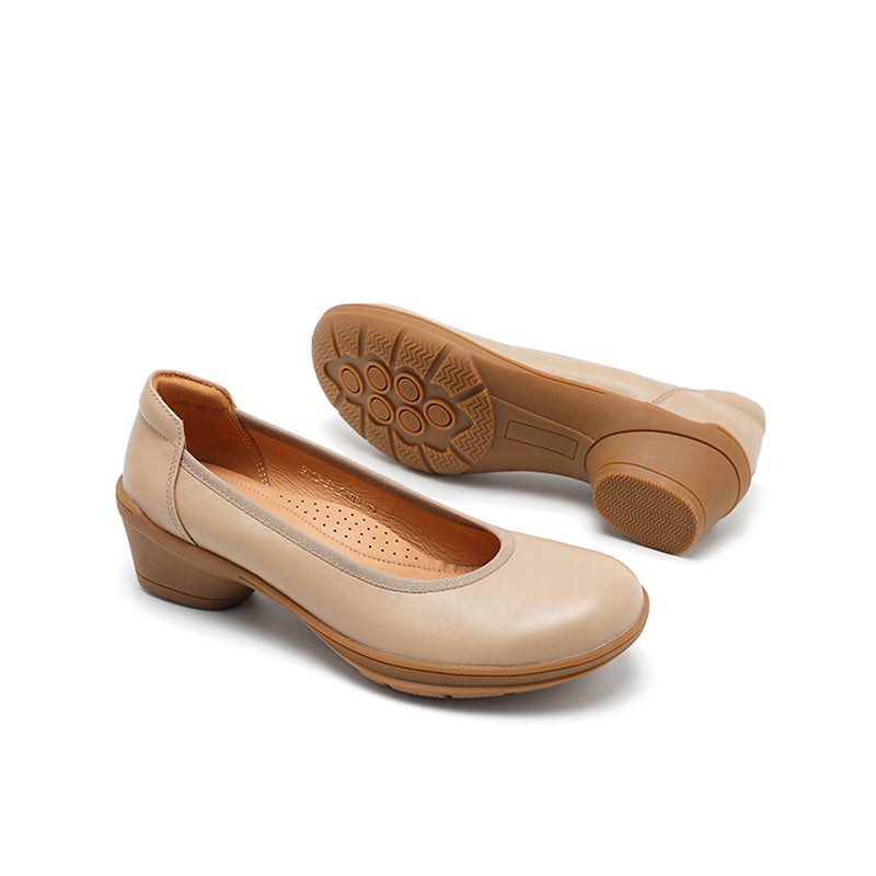 Escarpins en cuir de veau faits main minimalistes pour le bureau en noir/beige/abricot