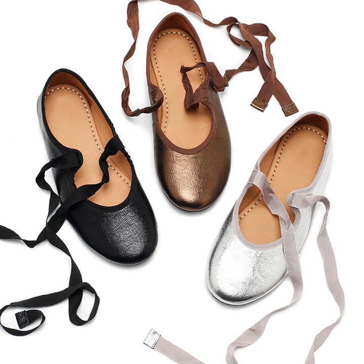 Ballerines en cuir de vache souple faites à la main avec lien en ruban en argent/noir/bronze
