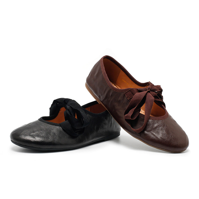 Ballerines en cuir souple faites à la main avec nœud en ruban en beige/noir/café