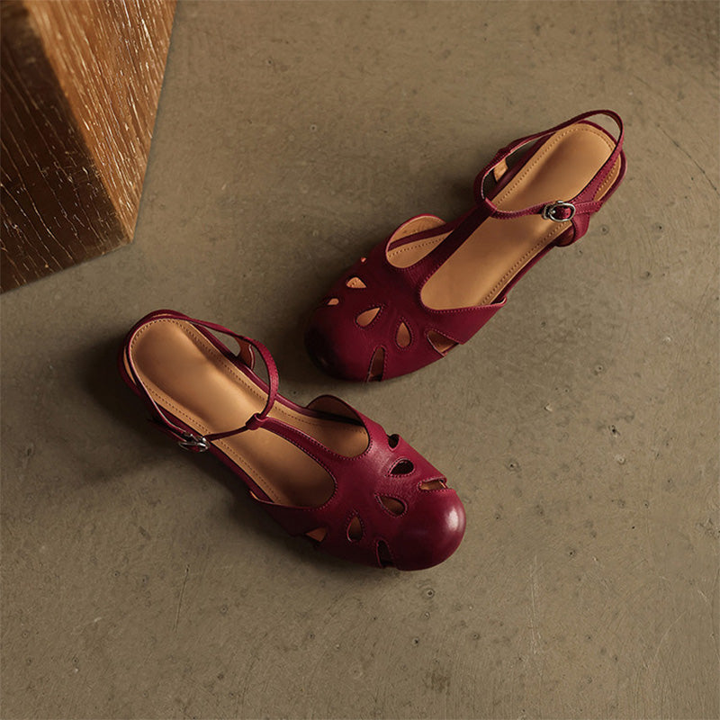 Sandales Mary Jane en cuir à bout fermé vintage avec découpes T-Strap en beige/noir/rouge vin