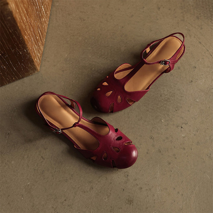 Sandales Mary Jane en cuir à bout fermé vintage avec découpes T-Strap en beige/noir/rouge vin