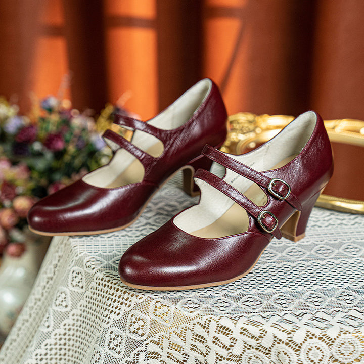 Pompes Mary Jane à double bride en cuir ciré vintage faites à la main en rouge/rouge vin/cognac