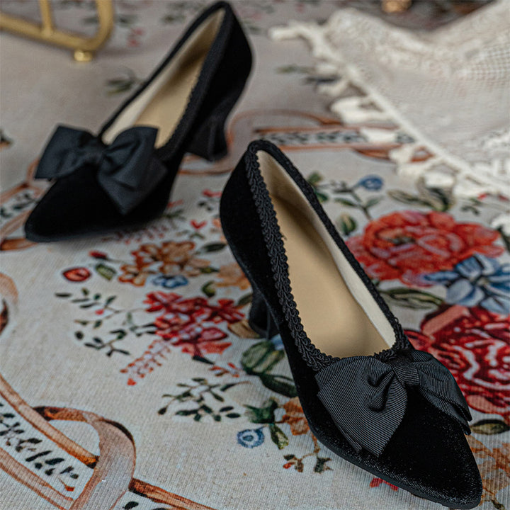 Escarpins Vintage à Nœud Victoriens Faits Main, Chaussures à Talon Bloc Gothiques à Bout Pointu en Noir