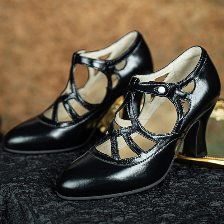 Escarpins Mary Jane Faits Main Vintage en Cuir de Vache Ciré Découpé avec T-Strap en Noir