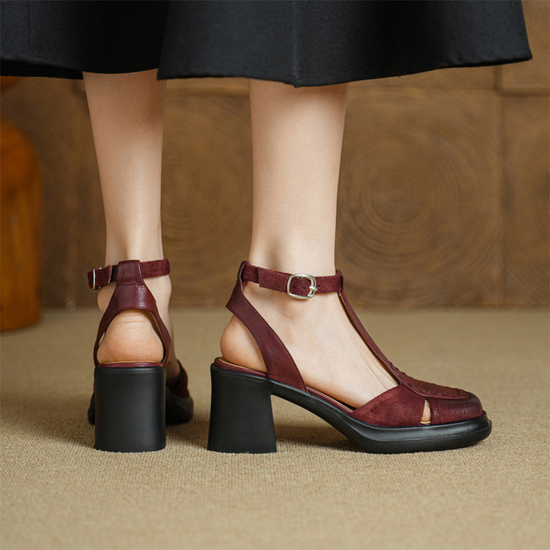 Sandales à Talon Slingback T-Strap en Cuir Vintage avec Talons Bloc Épais de 75 mm en Rouge Vin/Noir