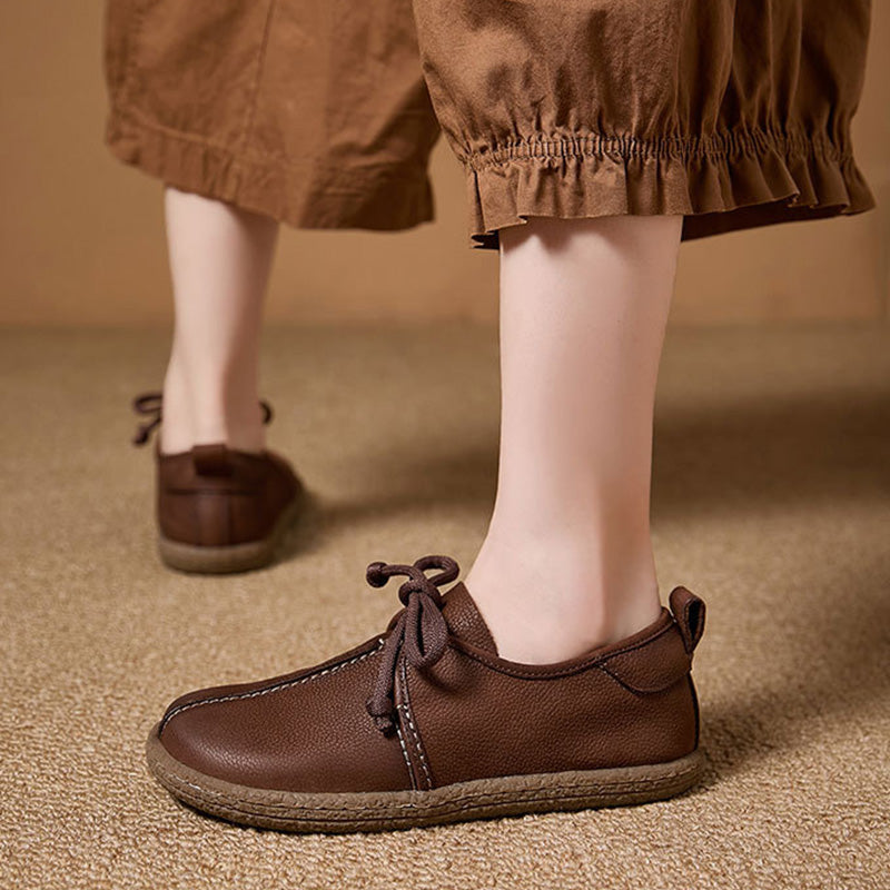 Bottines Plates en Cuir Plein Grain Souple à Lacets pour Femmes en Café/Gris