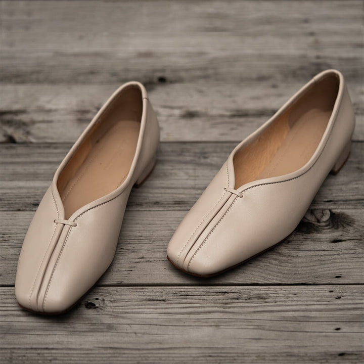 dwarves1172-15 Flats 5 Beige