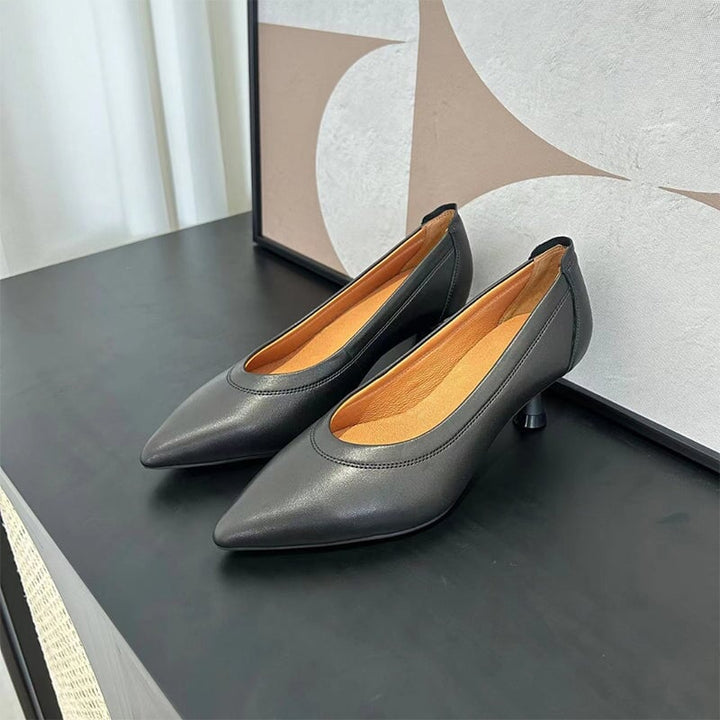 dwarves2901-8 Pumps Black 5.5