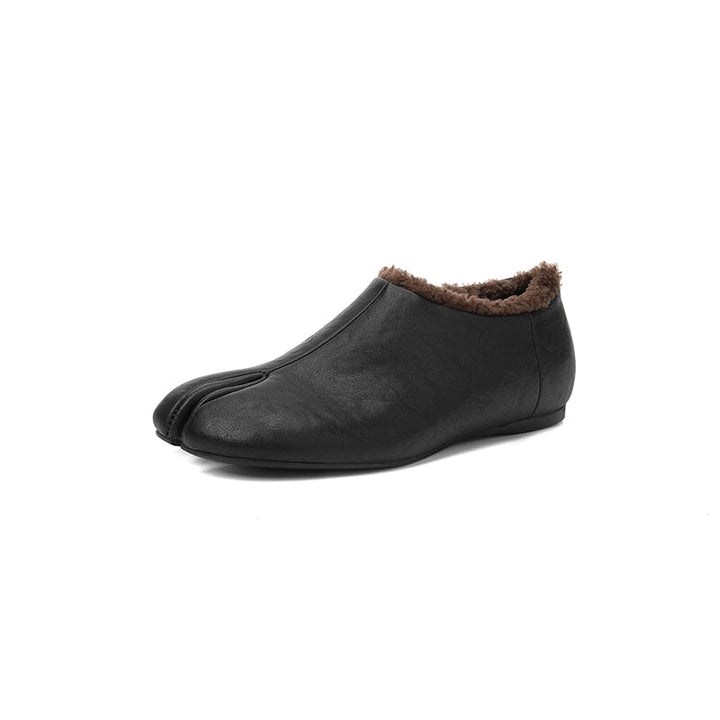 dwarves3845-1 Flats 5 Black Fleece Lined